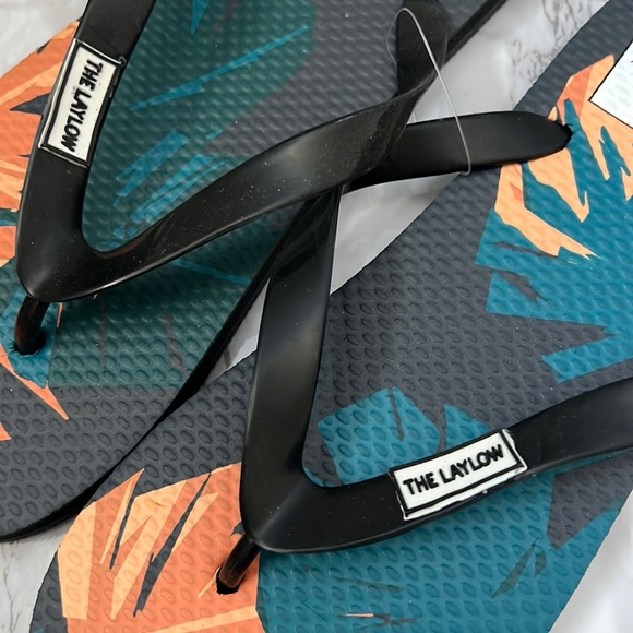 The Laylow Waikiki Flipflop Slippers - Large - Picture 5 of 7